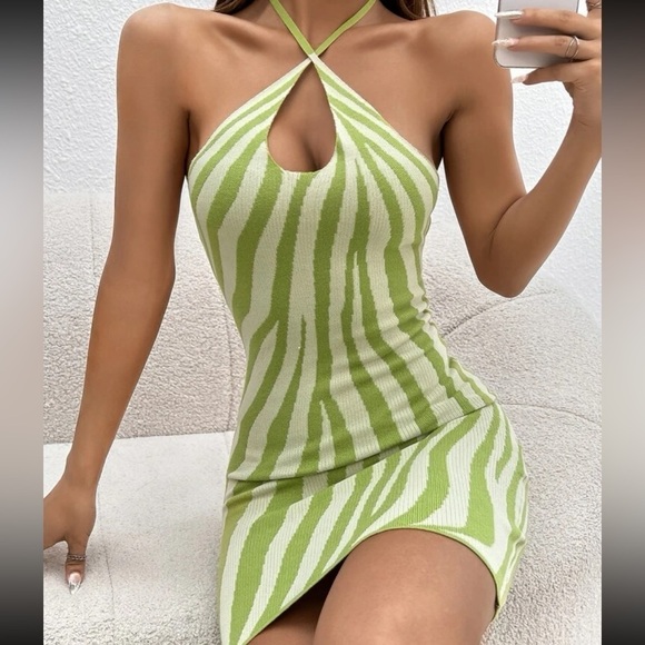 Casual Classy Colorblock Tie Backless Halter Midi Dress - Picture 1 of 8